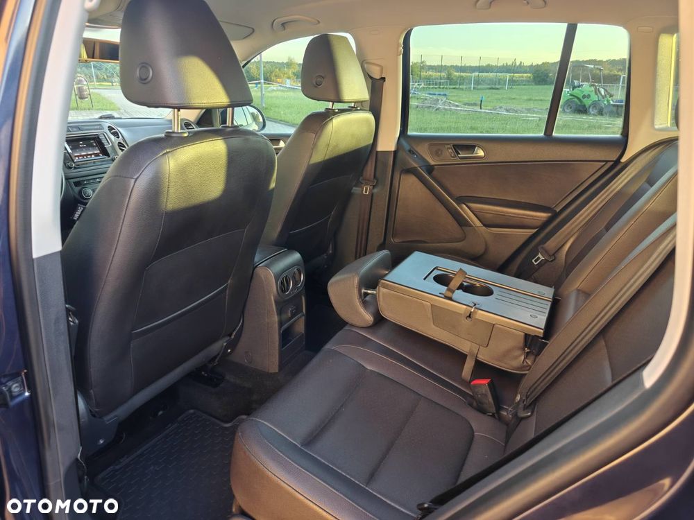 Volkswagen Tiguan - 16