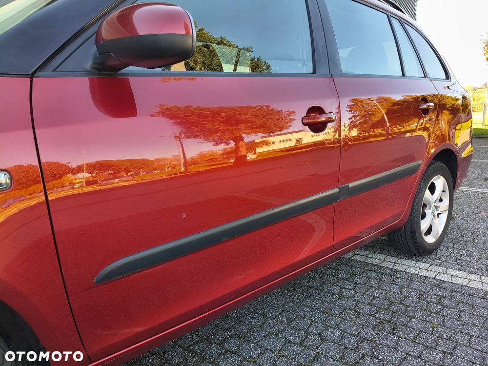 Skoda Fabia 1.6 16V Elegance - 33