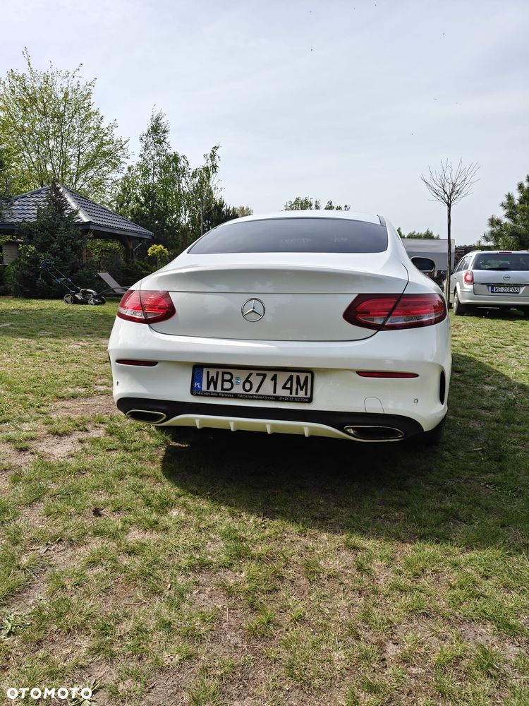 Mercedes-Benz Klasa C 300 7G-TRONIC - 6