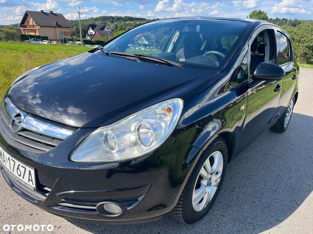 Opel Corsa 1.4 16V Essentia - 4