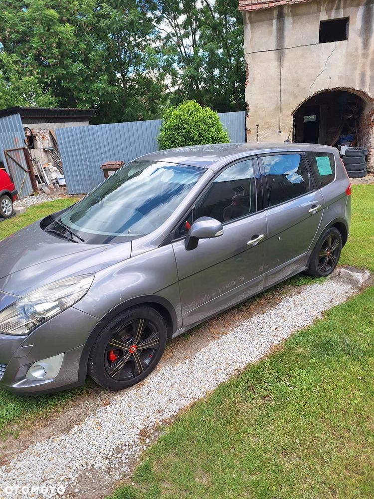 Renault Scenic 1.9 dCi Tech Run - 3