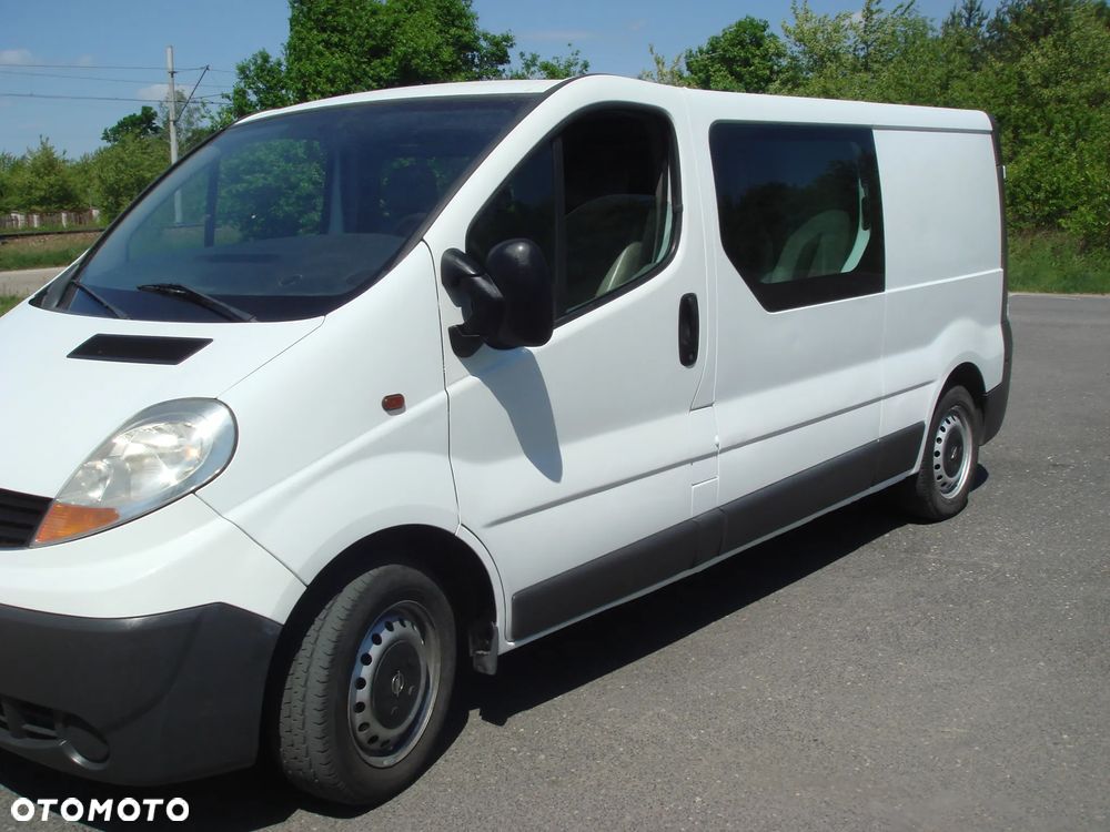 Renault Trafic - 32