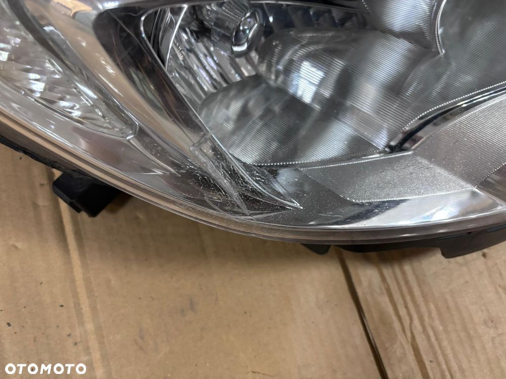 OPEL MOKKA 2012- LAMPA PRZEDNIA PRAWY PRZÓD EUROPA - 5