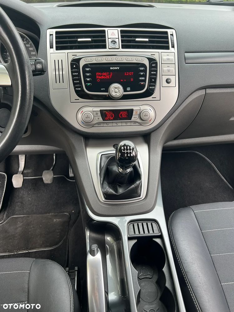 Ford Kuga 2.0 TDCi 4WD Titanium - 36