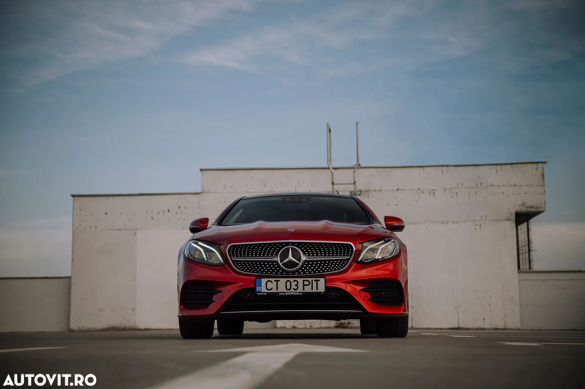 Mercedes-Benz E 220 d Coupe 9G-TRONIC AMG Line - 4
