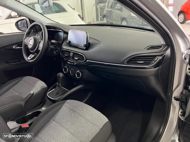 Fiat Tipo Cross 1.5 GSE T4 DCT - 24