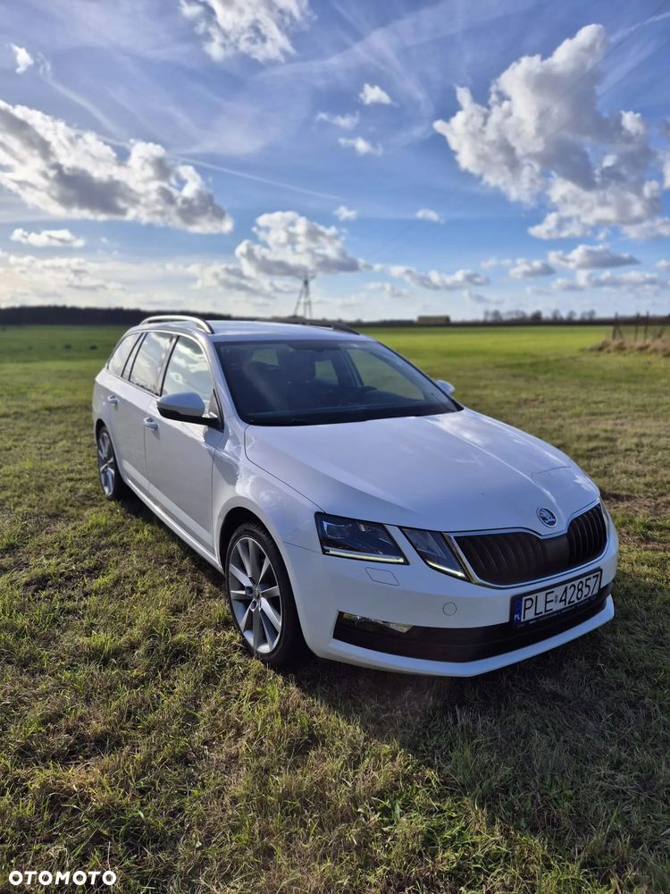 Skoda Octavia 2.0 TDI DSG Soleil - 1