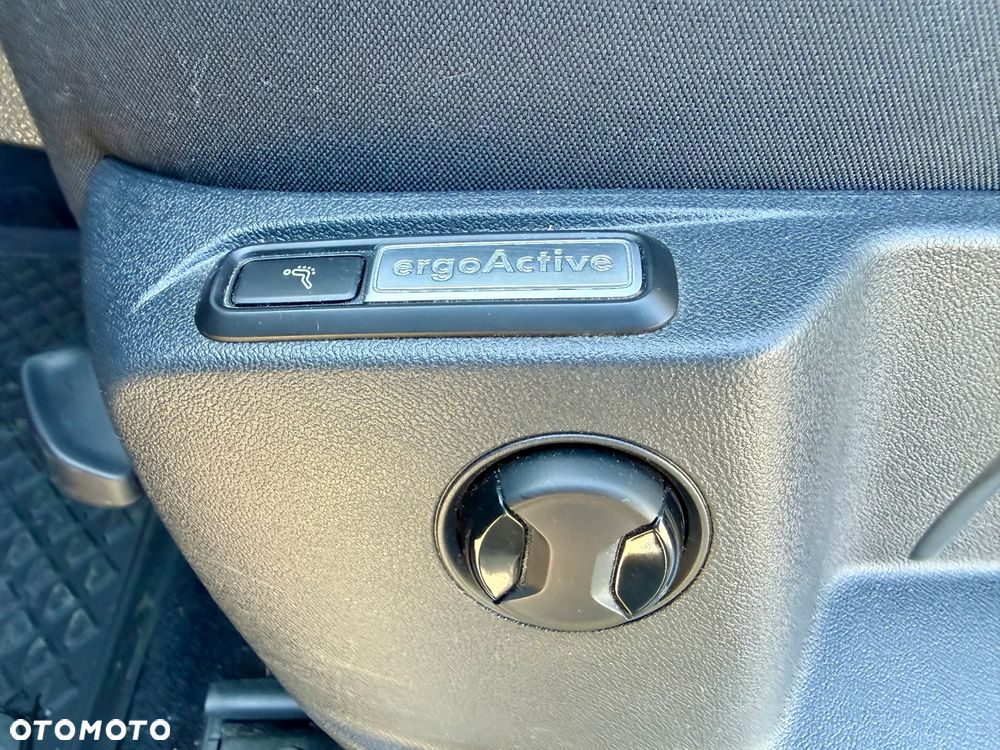 Volkswagen Tiguan - 14