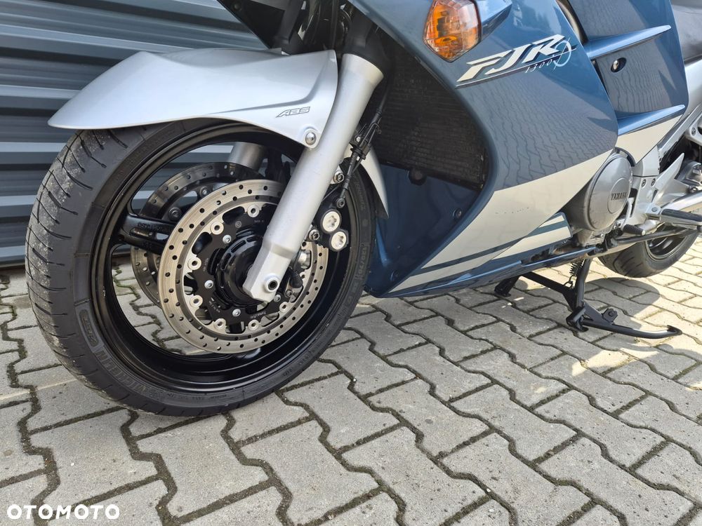 Yamaha FJR - 12