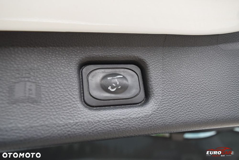 Ford S-Max - 35
