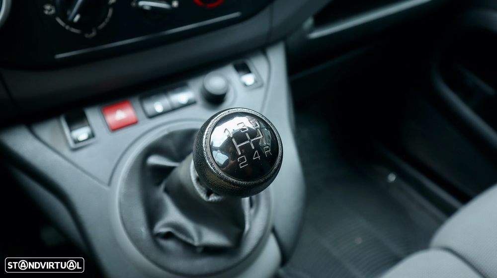 Peugeot Partner 1.6 BlueHDi L1 3 Lugares - 22