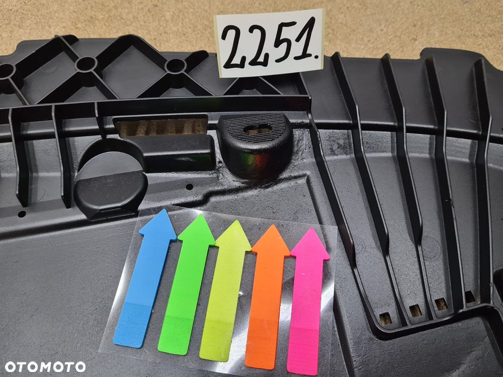 Mercedes A-klasa W177 A1778858205 AMG płyta zderzaka silnika przód przedni - 7