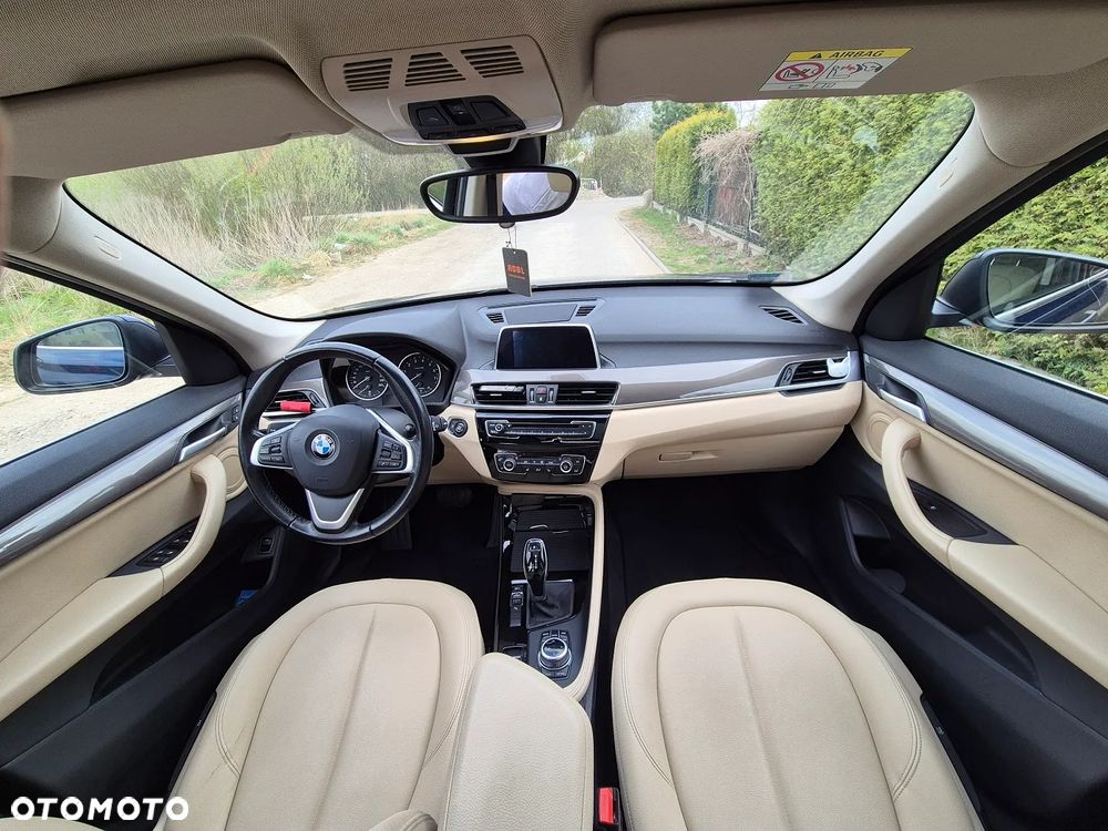 BMW X1 sDrive18i - 10