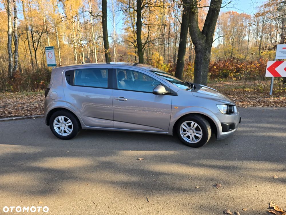 Chevrolet Aveo 1.4 LT+ - 27