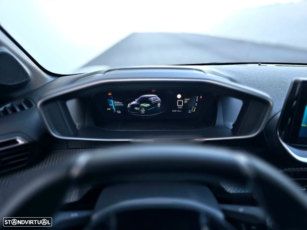 Peugeot e-208 GT - 20