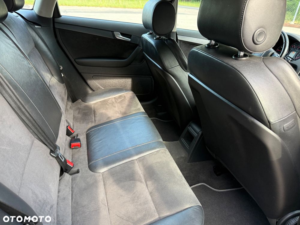Audi A3 Sportback 1.6 TDI DPF Ambiente - 8