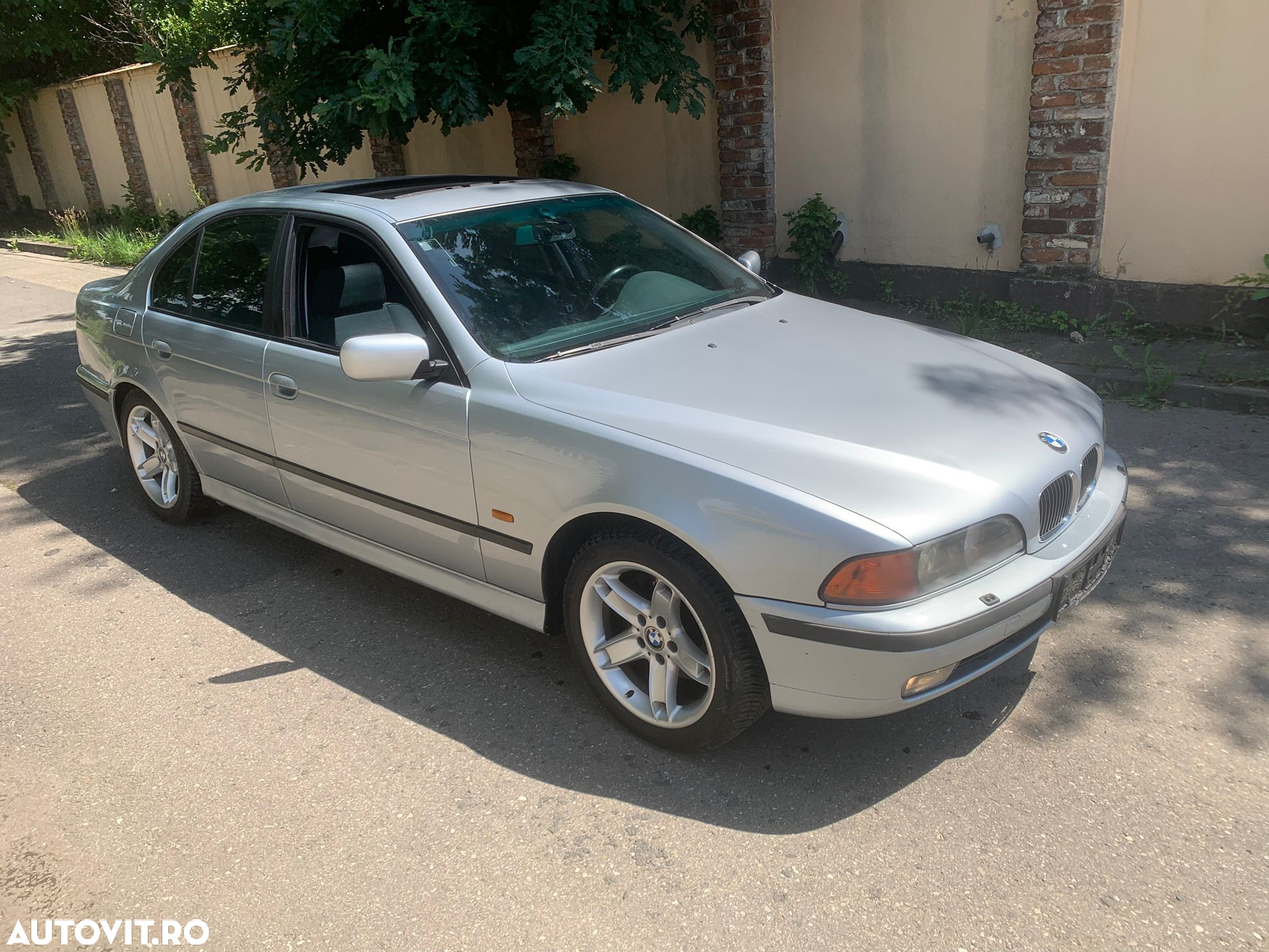 BMW Seria 5 540iA - 2