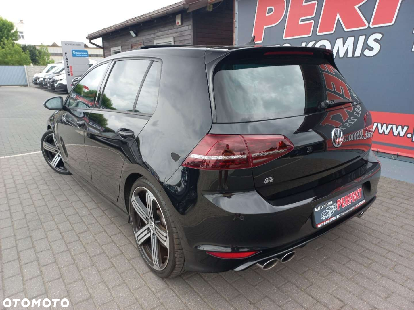 Volkswagen Golf - 6