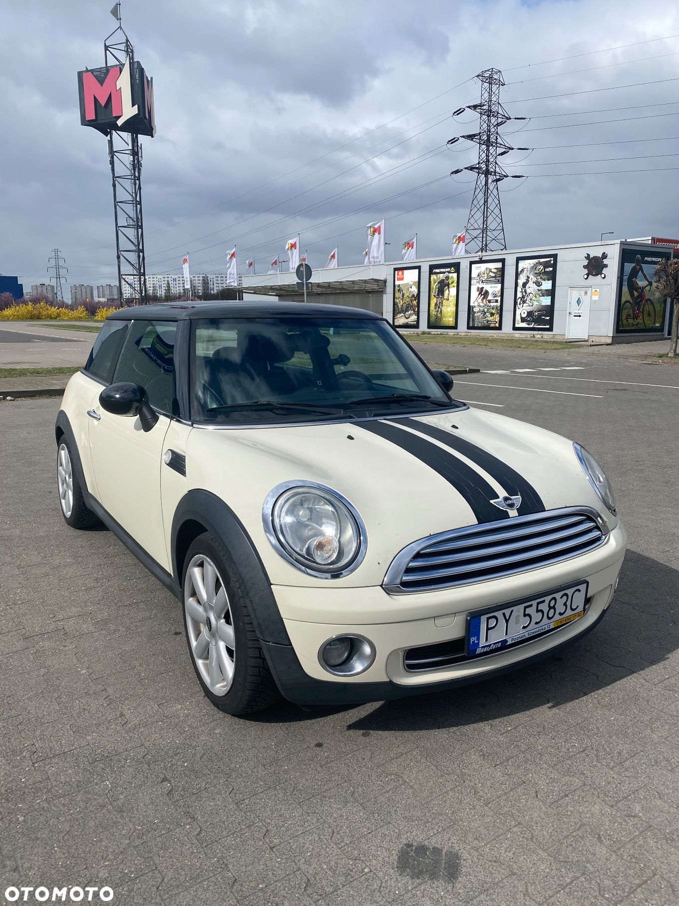 MINI Cooper Standard - 1