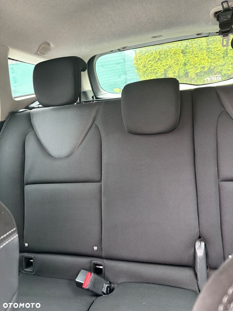 Renault Clio 1.5 dCi Business - 8