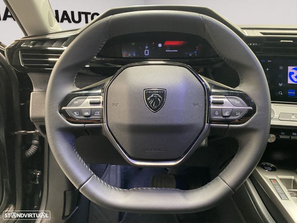 Peugeot 408 1.2 Hybrid Allure e-DCS6 - 12