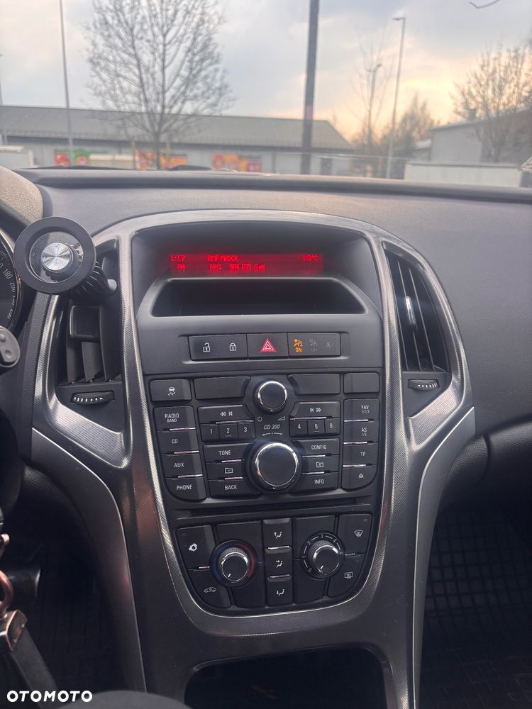 Opel Astra 1.6 Essentia - 8