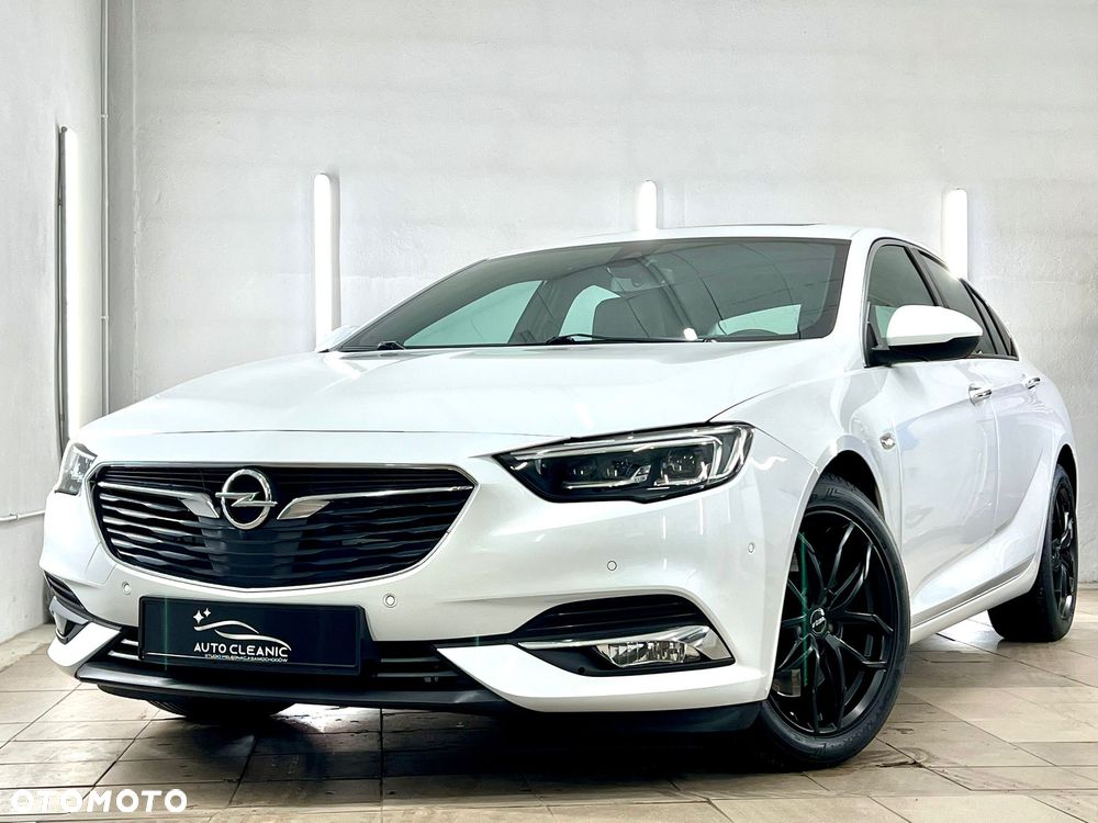 Opel Insignia 2.0 T 4x4 Innovation S&S - 16