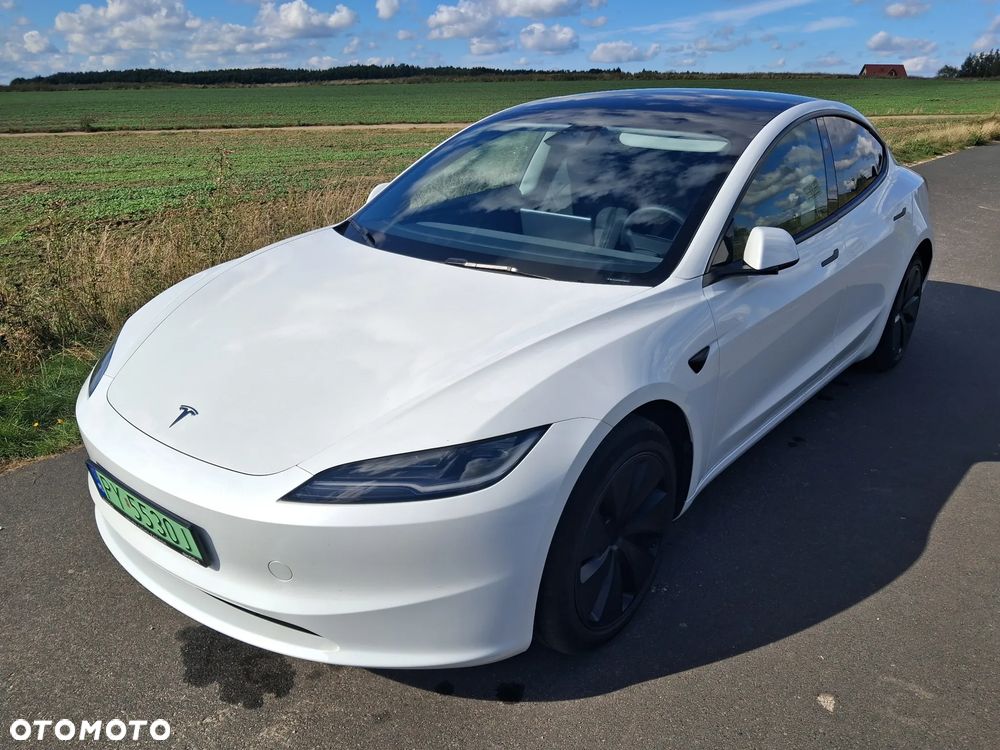 Tesla Model 3 - 6