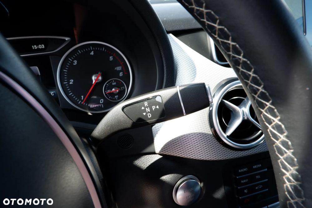 Mercedes-Benz Klasa B 180 d 7G-DCT Edition - 17