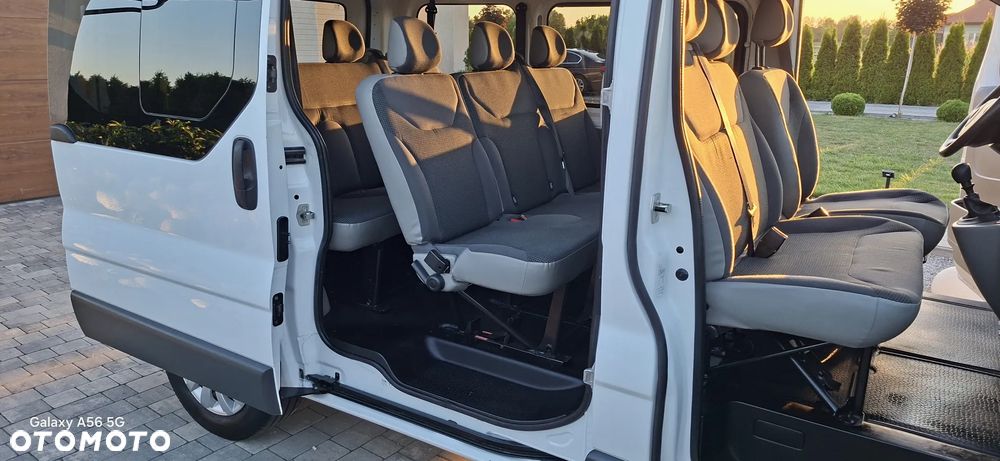Opel Vivaro - 14
