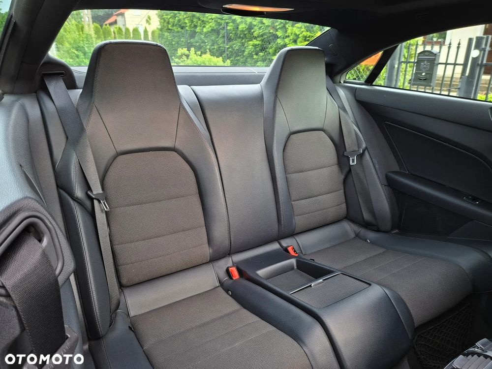 Mercedes-Benz Klasa E 200 CGI BlueEFFICIENCY Automatik Avantgarde - 30