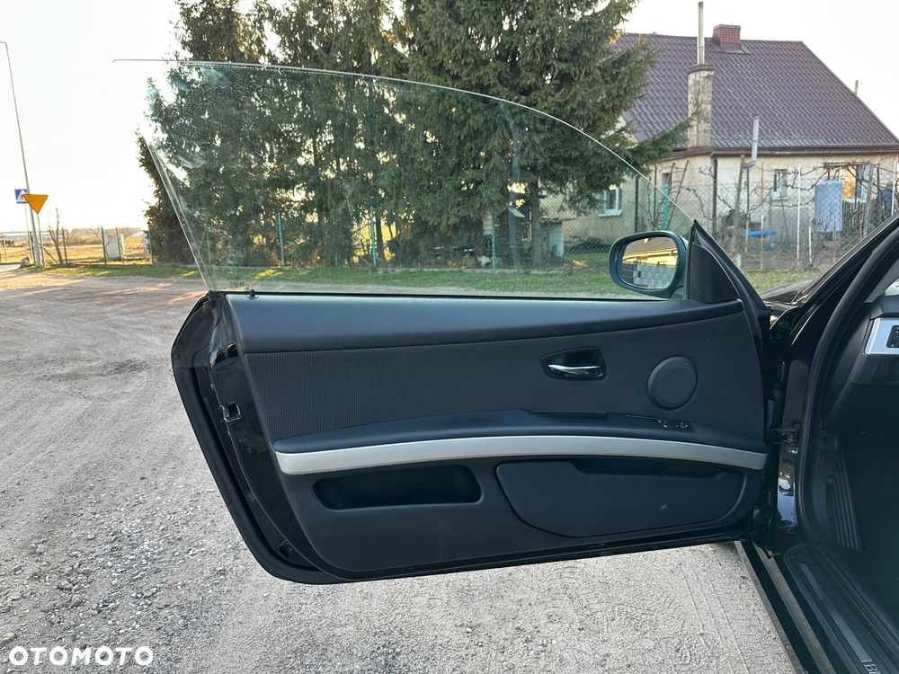 BMW Seria 3 320i - 16