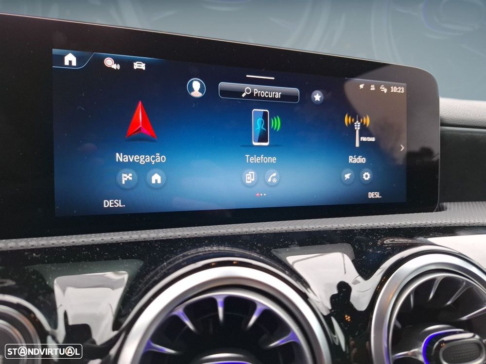 Mercedes-Benz a-180 d - 22