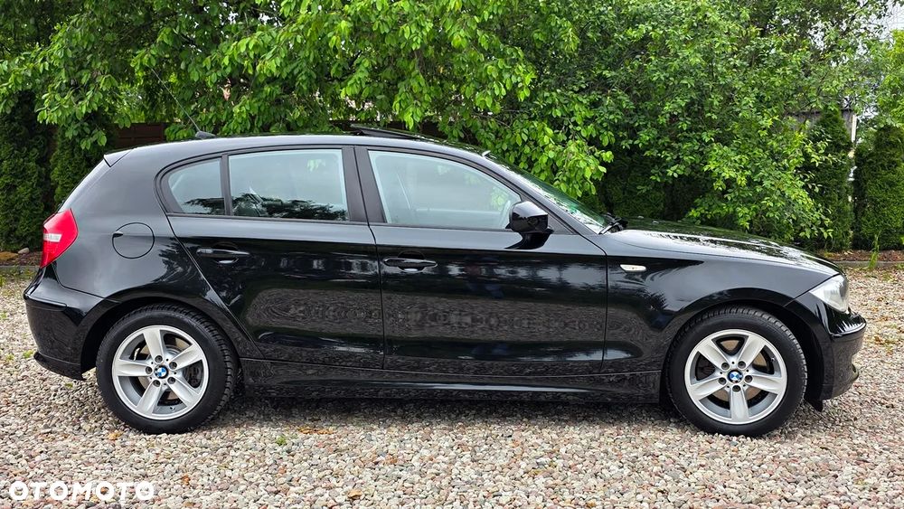 BMW Seria 1 120d DPF Edition Sport - 17