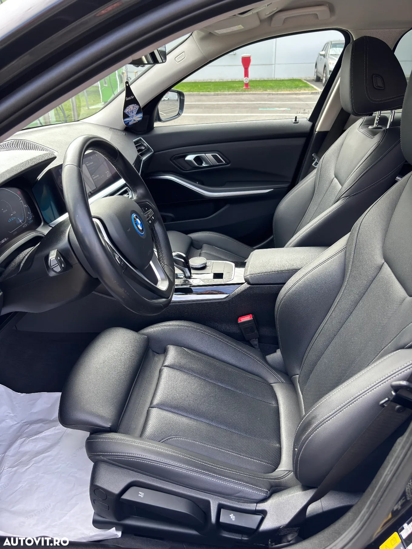 BMW Seria 3 320e Touring Aut. Sport Line - 10