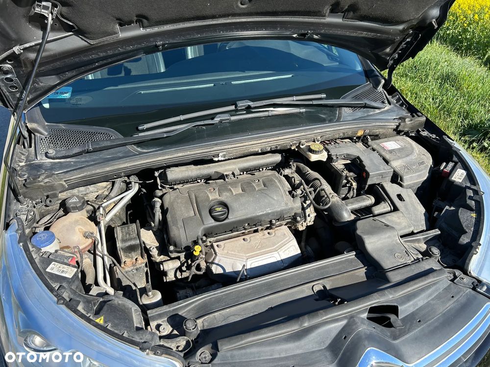 Citroën C4 1.6 VTi Exclusive - 6