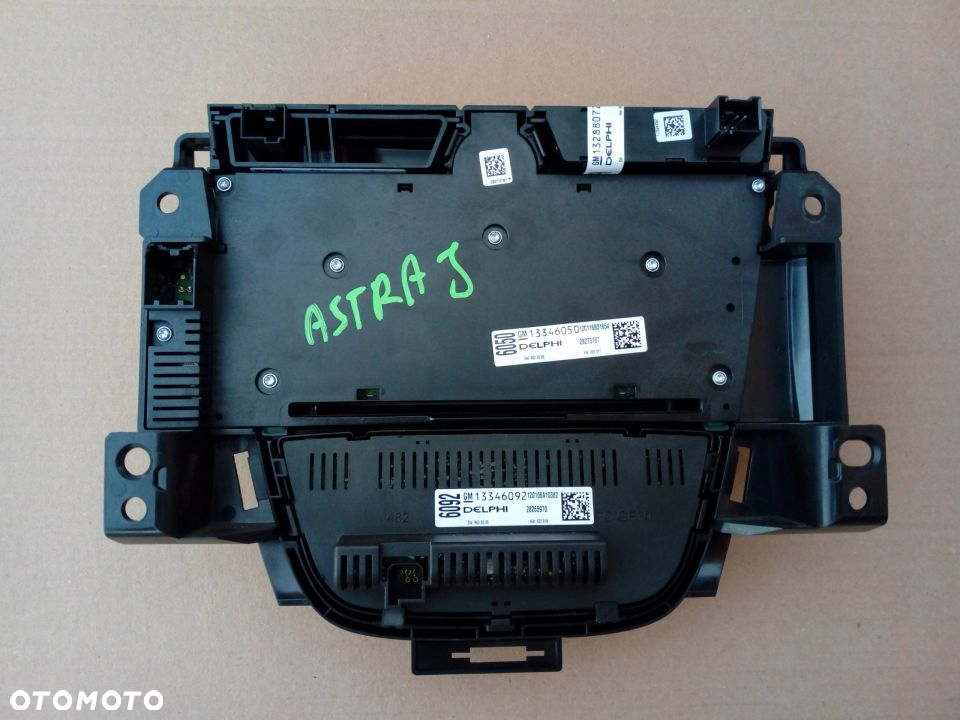 Opel Astra J 4 radio CD 400 wyświetlacz - 3