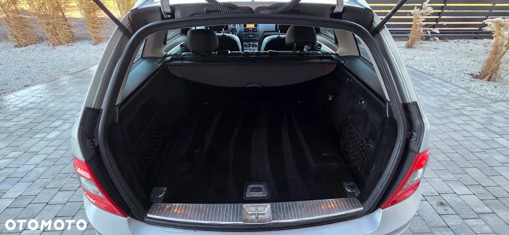 Mercedes-Benz Klasa C - 37