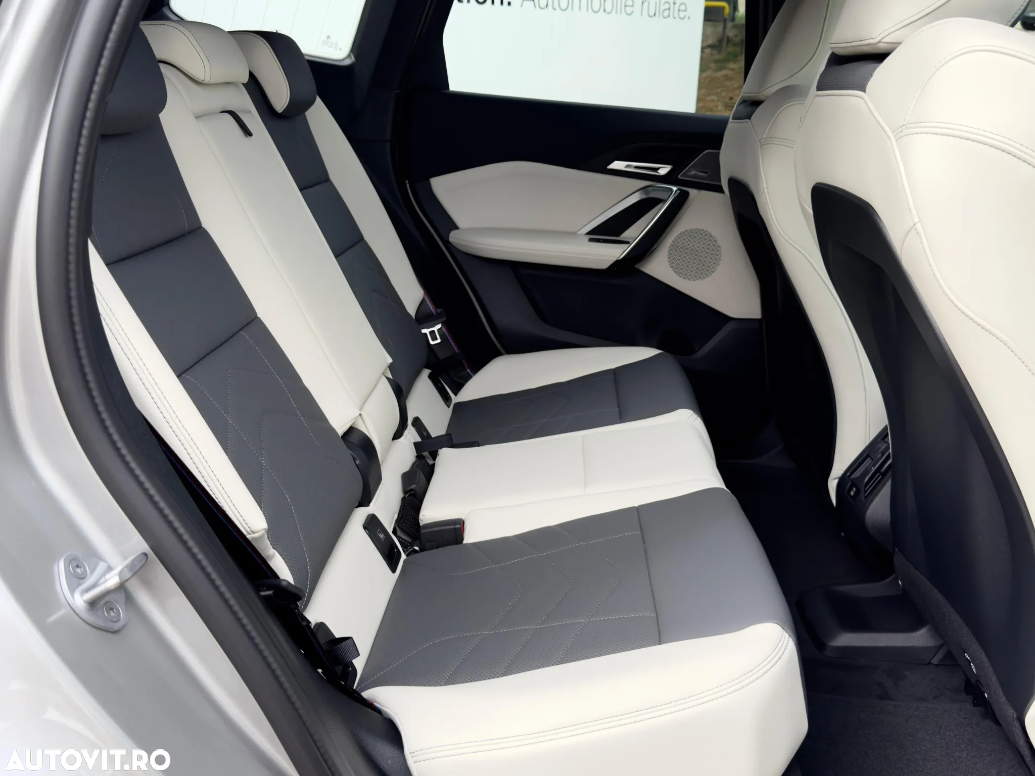 BMW iX1 xDrive30 - 14