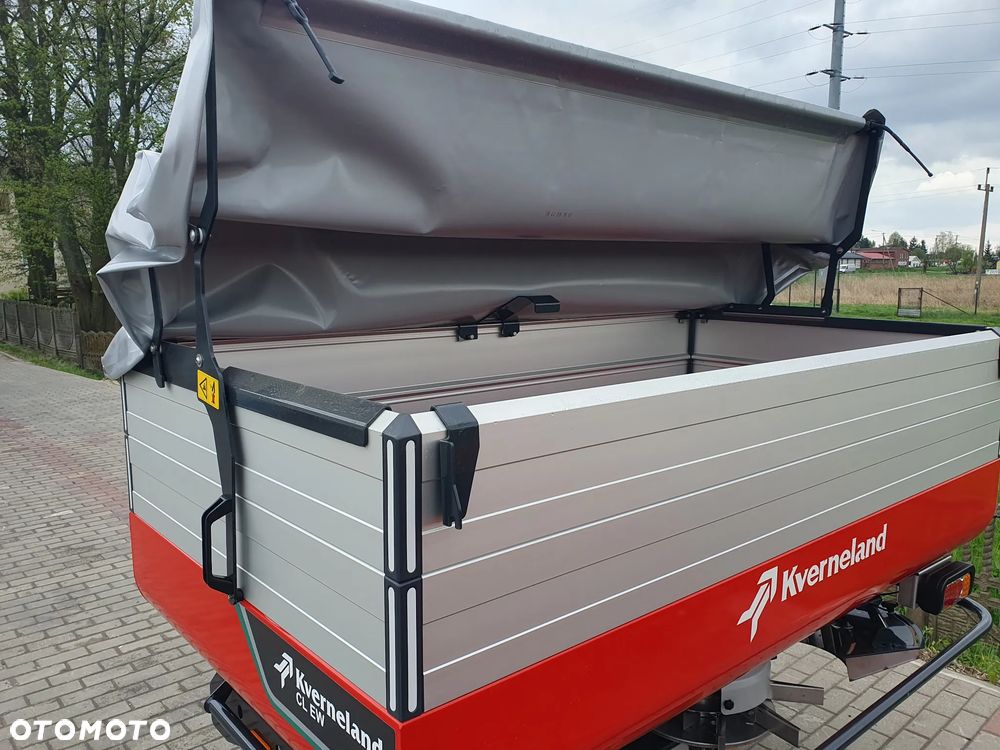 Kverneland Rozsiewacz z wagą Exacta CL EW 2000 L, komputer , antena - 5