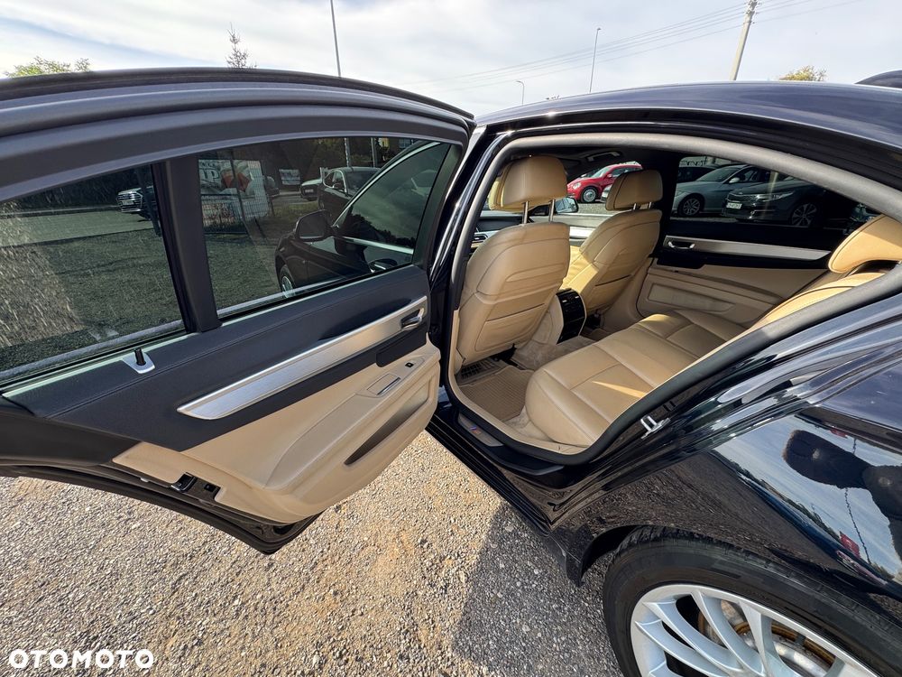 BMW Seria 7 730d - 19