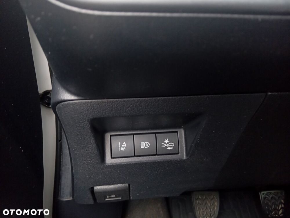 Toyota Yaris - 18