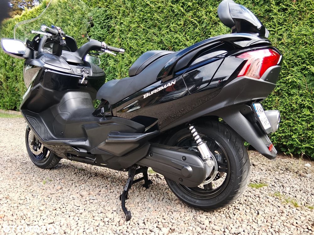 Suzuki Burgman - 12