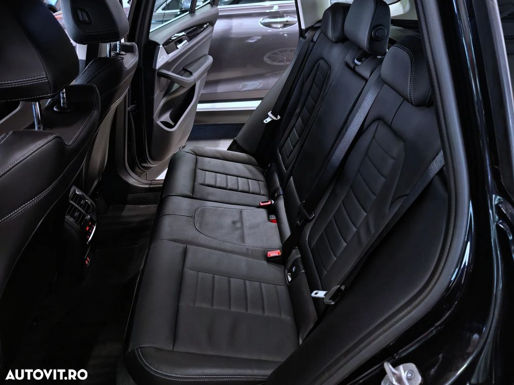 BMW X3 xDrive30e AT PHEV - 26