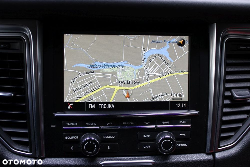 Porsche Macan - 26