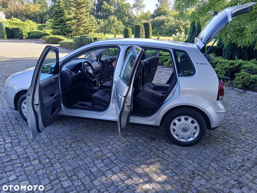 Volkswagen Polo - 27