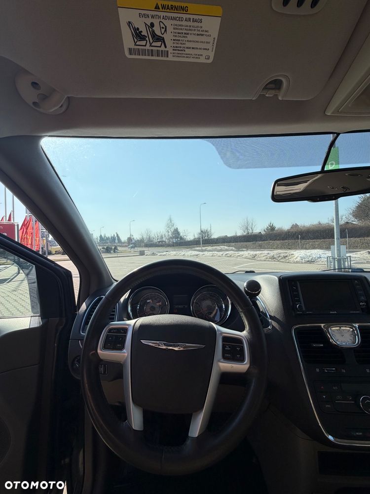 Chrysler Town & Country 3.6 Touring - 10