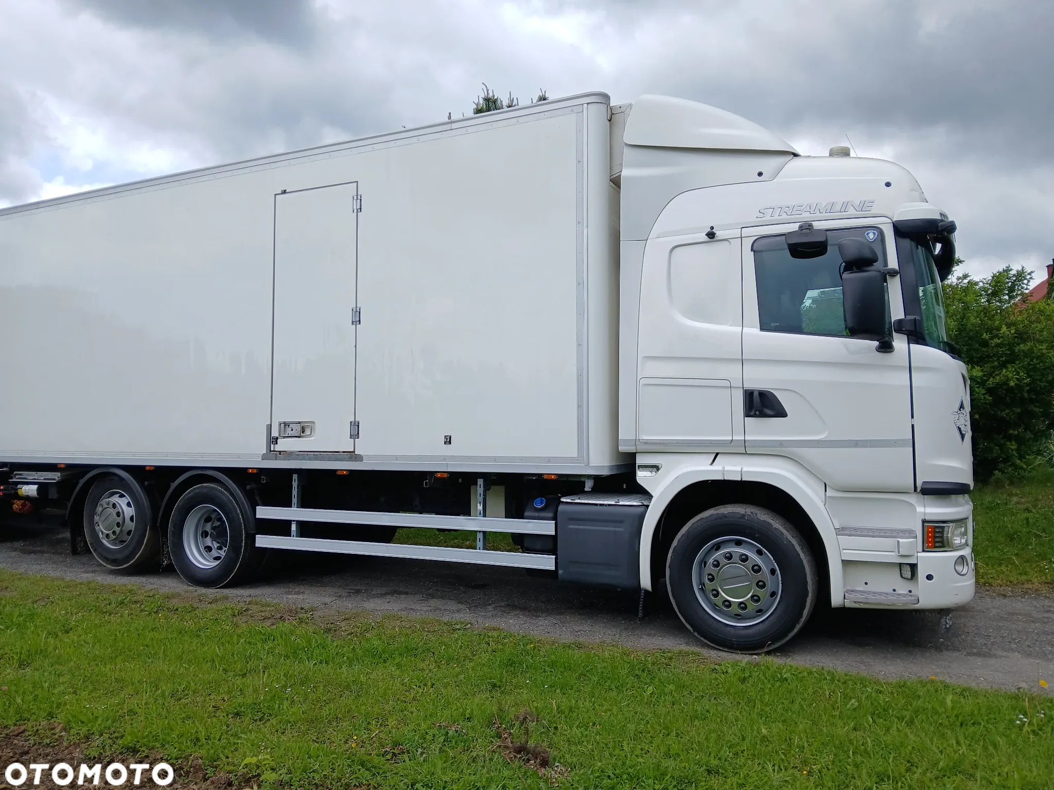 Scania R410 R450 6X2 BEZ EGR  ZABUDOWA CHLODNIA CHEREAU 19 PALETOŚ SKRETNA SPROWADZONY ZESTAW TANDEM PRZEJAZDOWY - 2