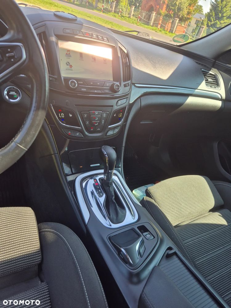 Opel Insignia 2.0 CDTI Active 4x4 - 25