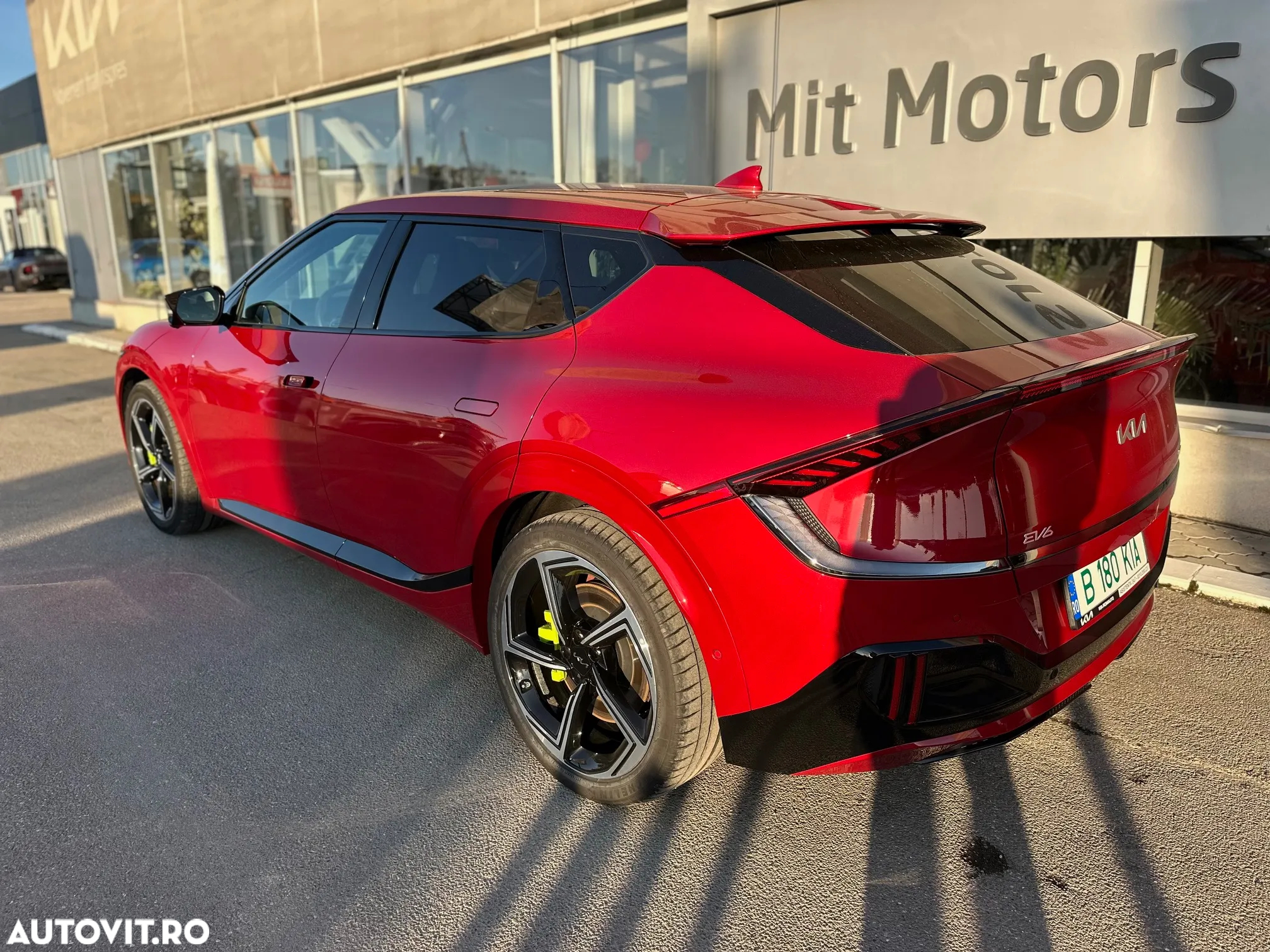 Kia EV6 GT - 4